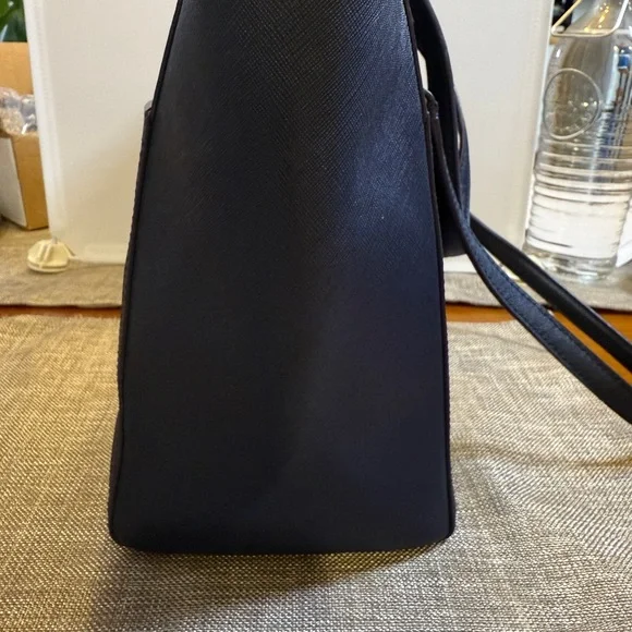 Tory Burch Navy Blue Leather Tote Bag - Purse - Picture 5 of 15